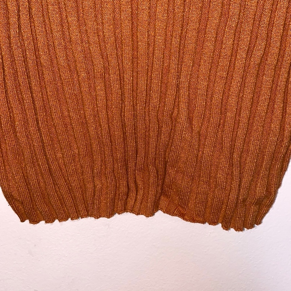 Forever 21 Plus Ribbed Long Sleeve Cropped Sweater - Picture 5 of 6